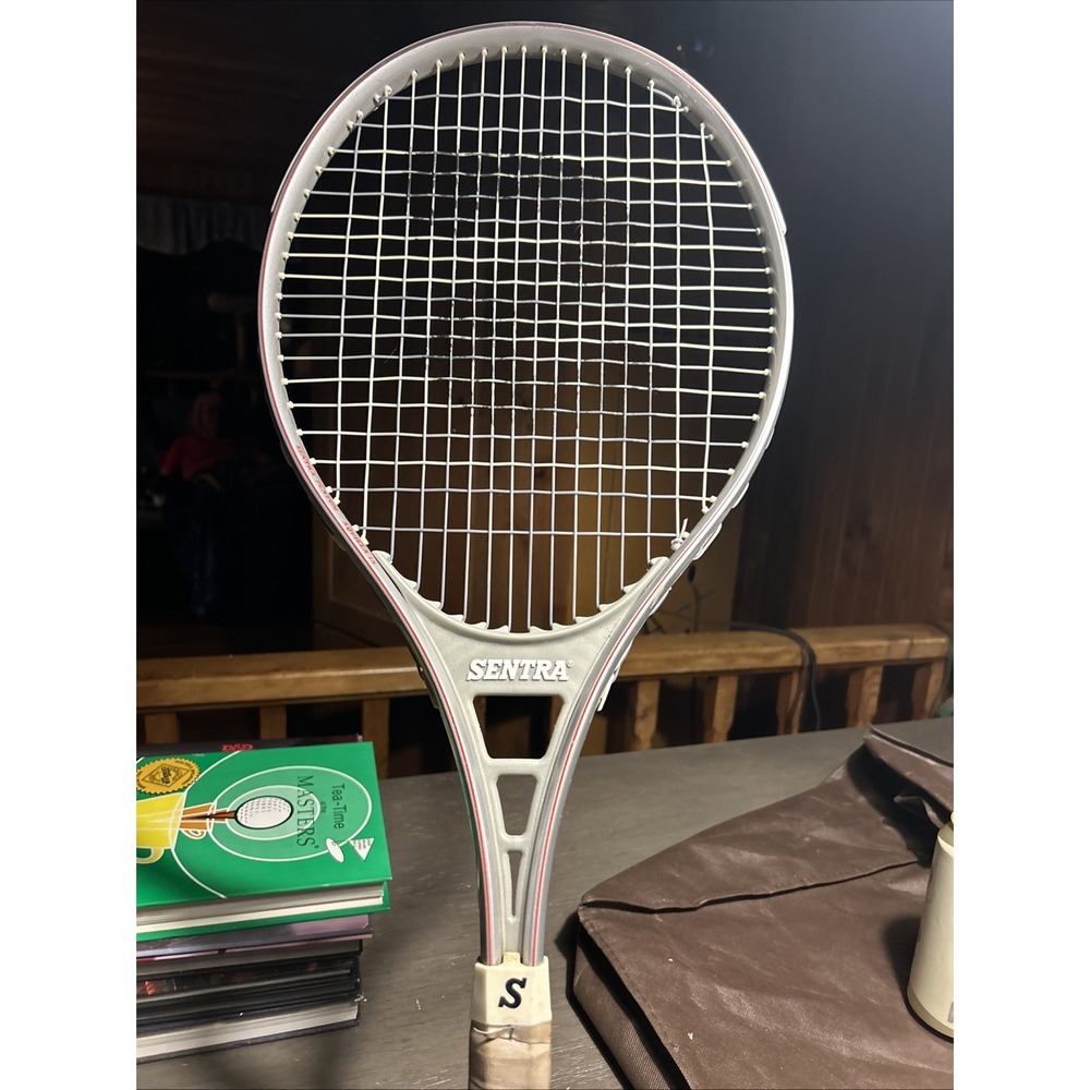 Sentra Tennis Racket Mid Size 4 1/4 Grip. - Picture 2 of 7